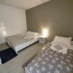 Bed & Breakfast Nikola Rule Ostojic 4*