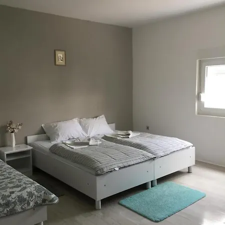 Nikola Rule Ostojic Отель типа 