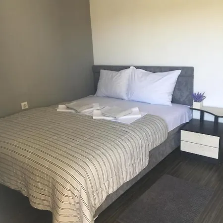 Nikola Rule Ostojic Bed & Breakfast 4*