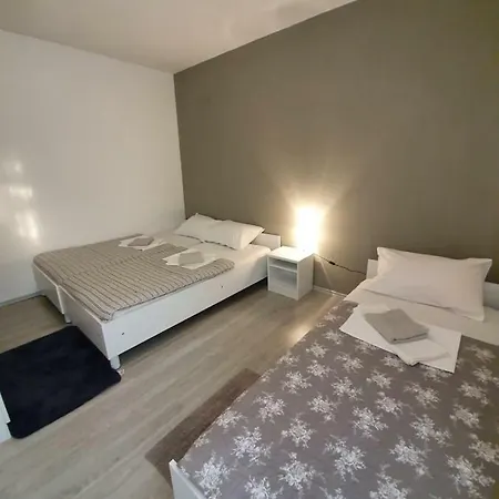Bed & Breakfast Nikola Rule Ostojic 4*